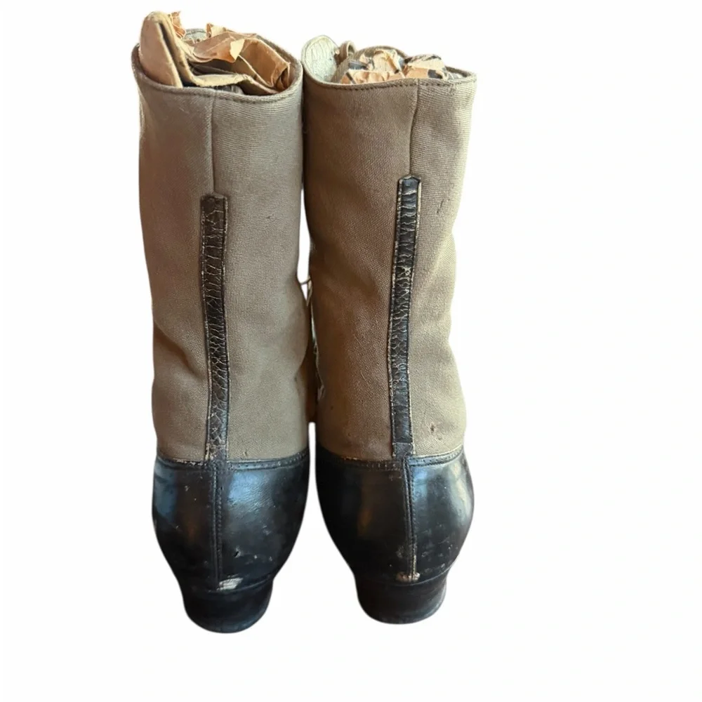 Late Victorian/Edwardian 1890-1910s High-Top Lace-Up Canvas‎ Upper Shaft Louis H